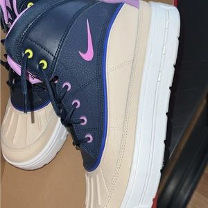 Nike Winter Boots GS size 7
